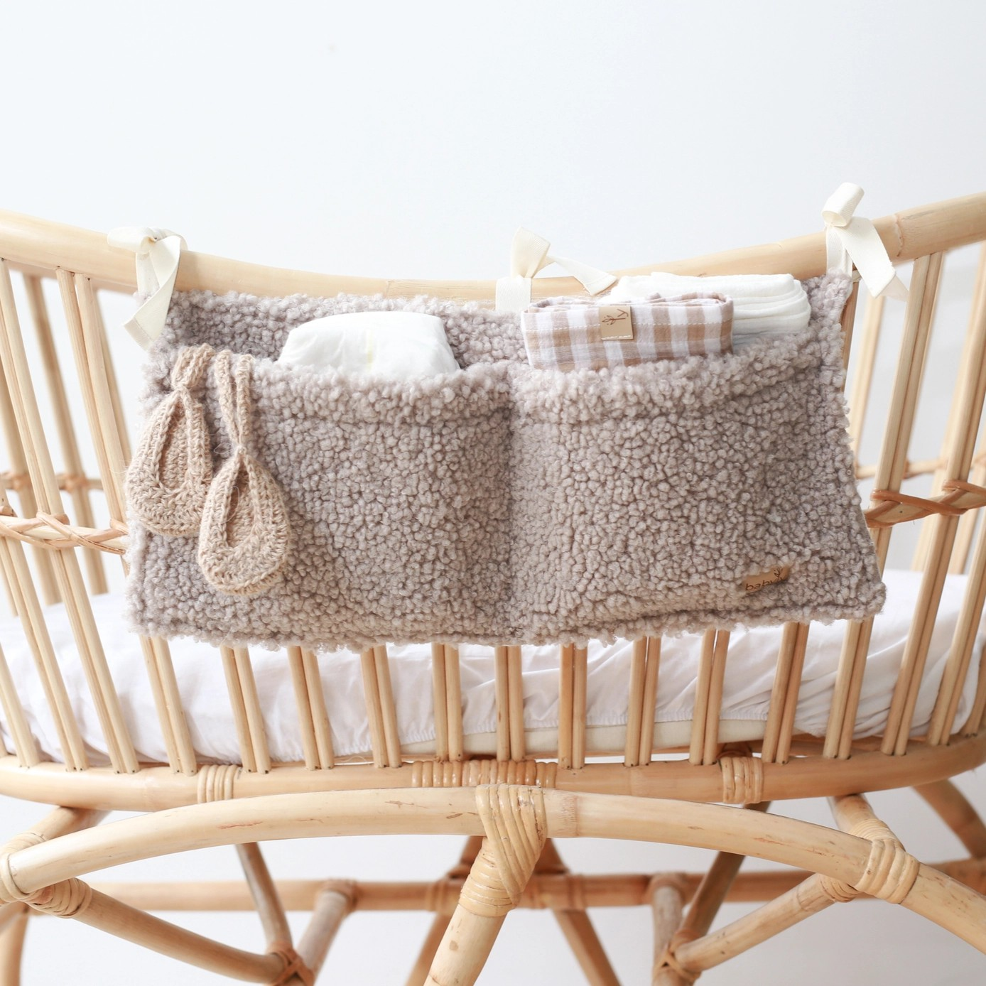 Organiseur pour berceau ou lit - Teddy -