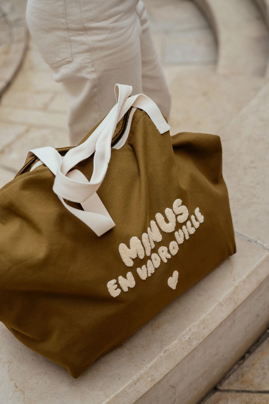 Sac cabas XL " Minus en vadrouille"